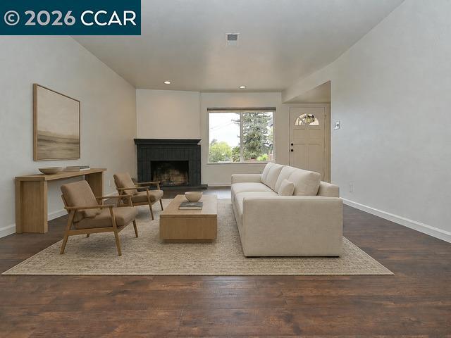 House for sale in Pleasant Hill, California
