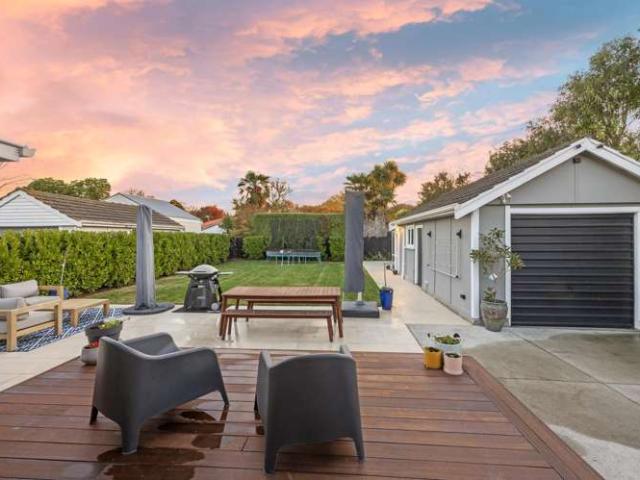 House for sale in Saint Albans, Canterbury