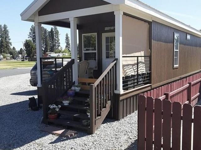 House for sale in Usk, Washington