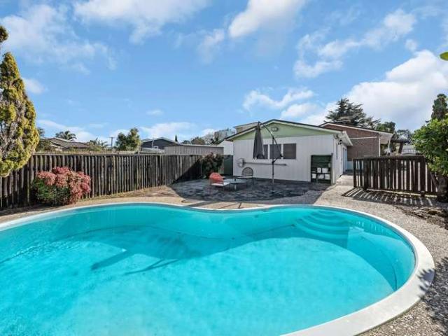 House for sale in Owhata, Oroua County