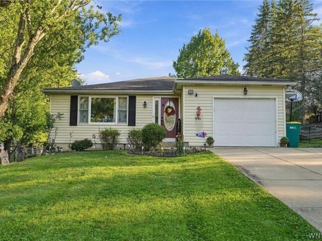 House for sale in East Aurora, Erie County