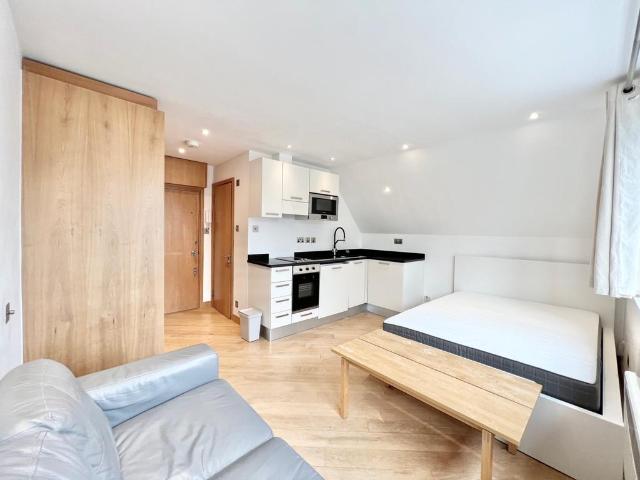 Apartment for rent in London Borough of Camden, Greater London