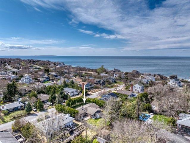House for sale in Wainscott, New York