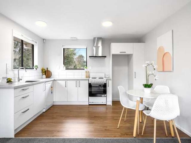 House for sale in Chaslands, Canterbury