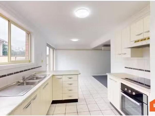 Condo for rent in Ambergate, New South Wales