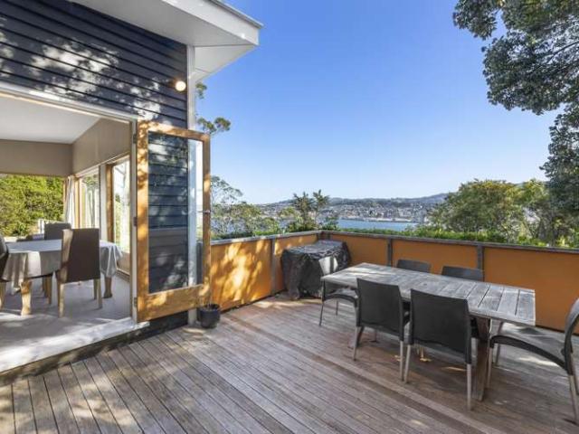 House for sale in Otakou