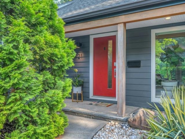 House for sale in Summit, New Jersey