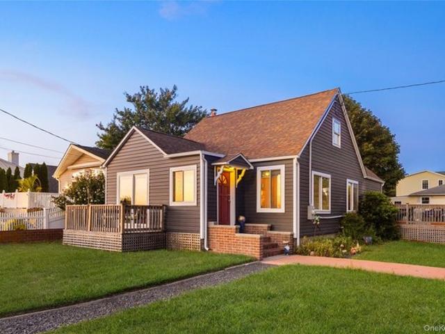 House for sale in Centereach, New York
