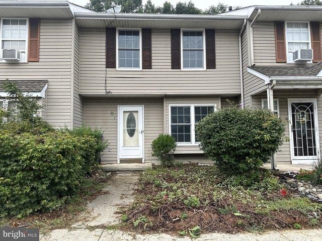 Townhouse for sale in Berlin, New Jersey