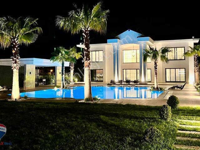 Güzelbahçe, İzmir içerisinde satılık Villa