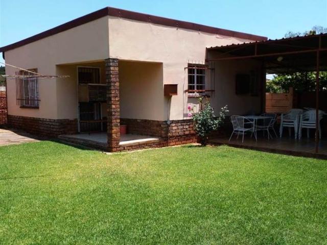 Farm for sale in Waterkloof, Gauteng