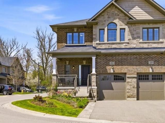 Townhouse for sale in Woburn, Ontario