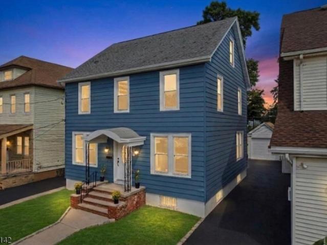 House for sale in Crane Square, Elizabeth