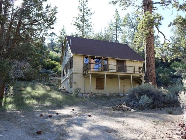 House for sale in Fawnskin, California