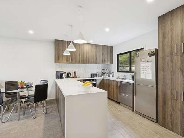 Townhouse for sale in Papakaio, Wellington
