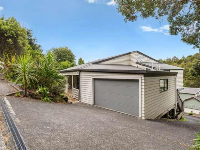 House for sale in Wairau Valley