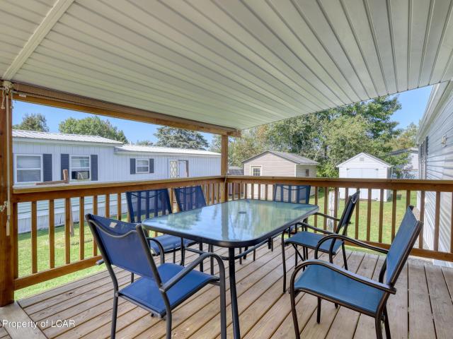 House for sale in Honor Park Trailer Court, Moosic