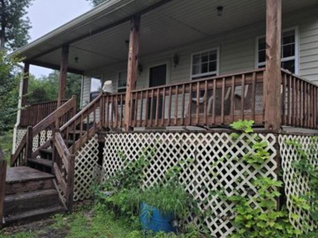 House for sale in Burnside, Kentucky