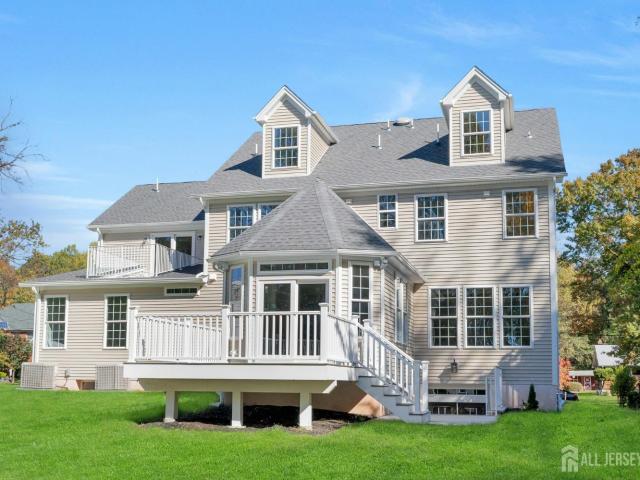 House for sale in Edison, New Jersey
