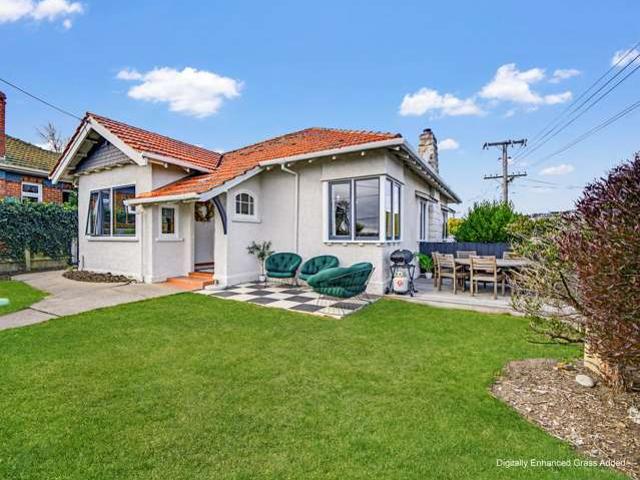 House for sale in Otakou