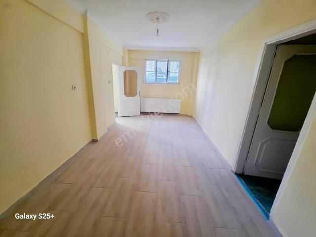 İnönü Mahallesi, Küçükçekmece içerisinde kiralık mülk