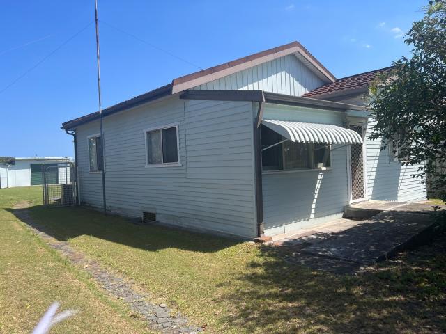 House for rent in Wollongong West, New South Wales