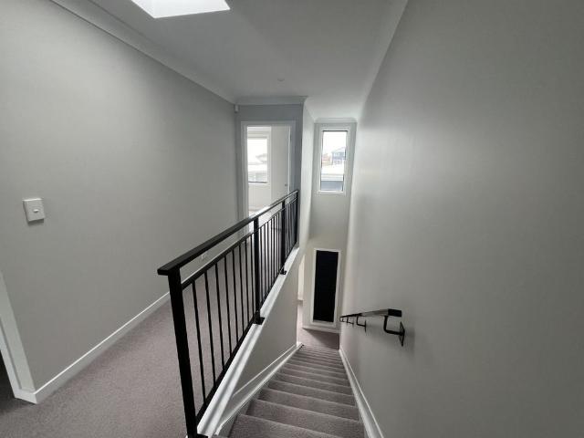 Townhouse for rent in Whangaparaoa, Oroua County