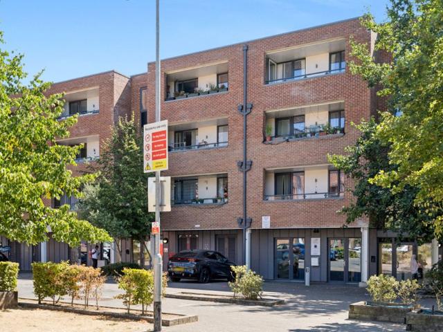 Studio for rent in London Borough of Harrow, Greater London