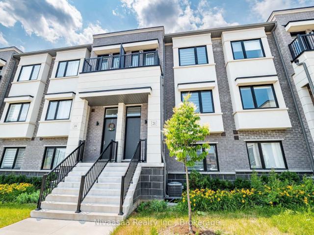 Townhouse for sale in Woburn, Ontario