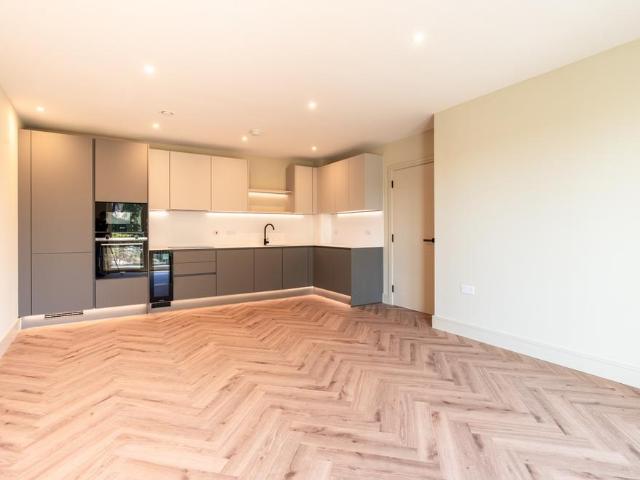 Apartment for rent in Springfield Village, Greater London