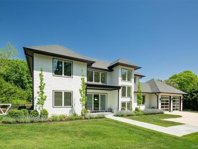 House for sale in Wainscott, New York