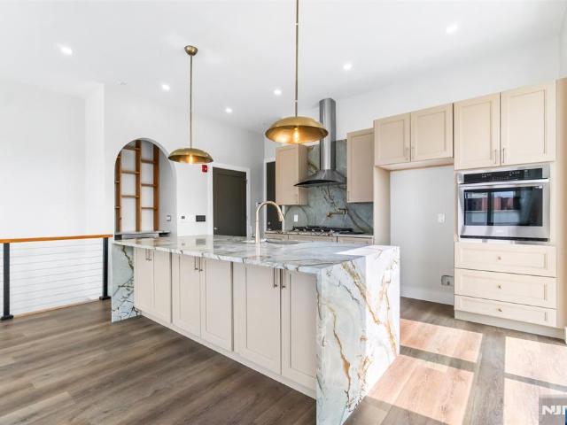 Property for rent in Newark, New Jersey