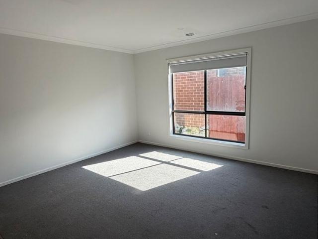 House for rent in Leopold, Victoria