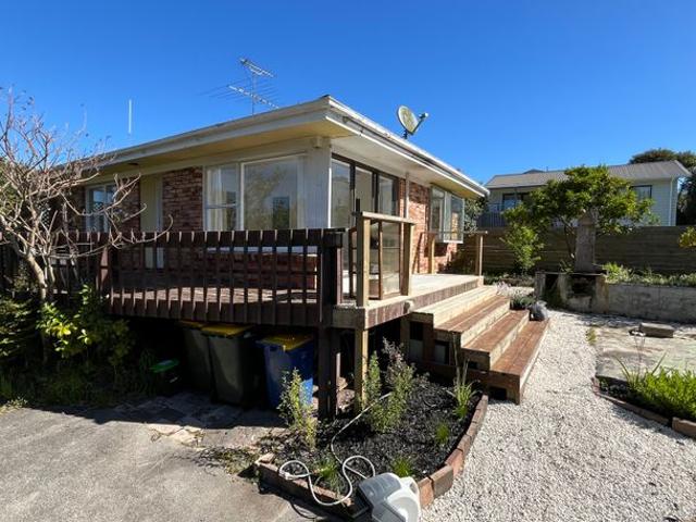 Apartment for rent in Marlborough, Kaipātiki