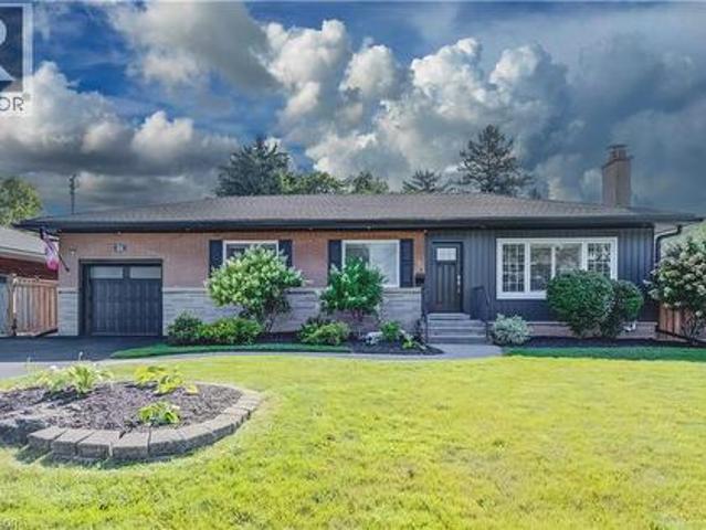 House for sale in Ancaster, Ontario
