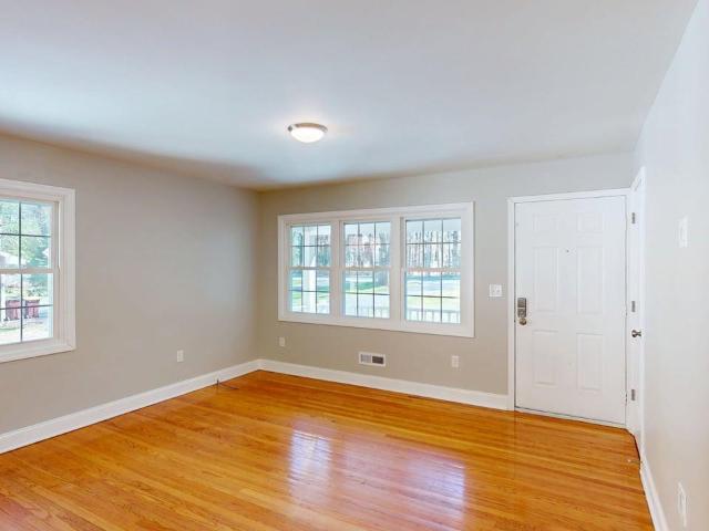 House for sale in Saratoga, New York