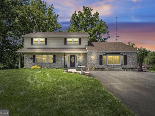 House for sale in Cumberland, Pennsylvania