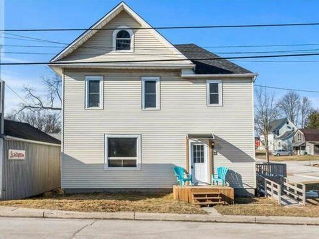 House for sale in Ancaster, Ontario