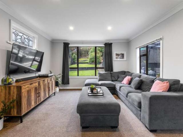 House for sale in Otakou