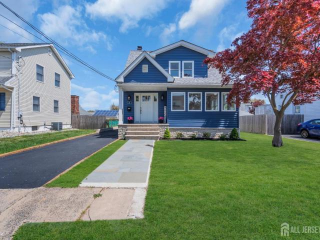 House for sale in Edison, New Jersey