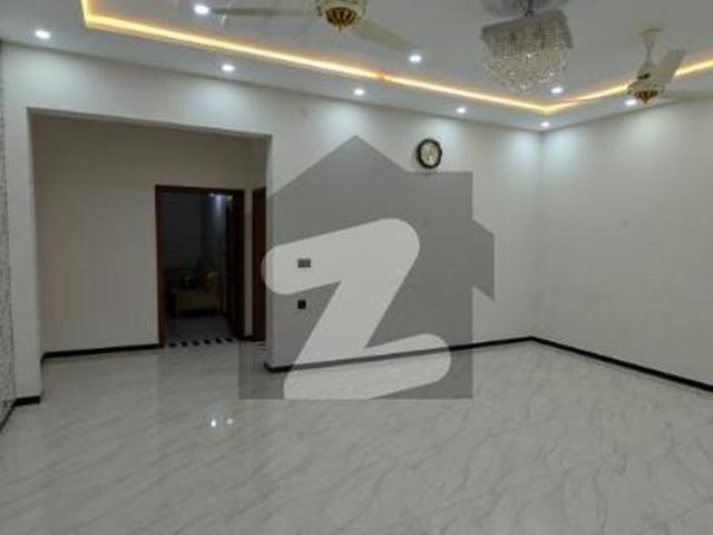 House for sale in Faisalabad, Islamabad Capital Territory