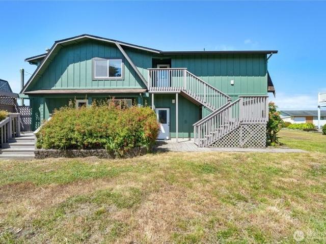 House for sale in Copalis Beach, Washington