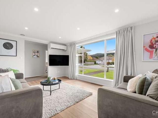 House for sale in Pauatahanui, Wellington