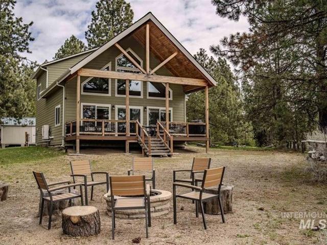 House for sale in Cascade, Idaho