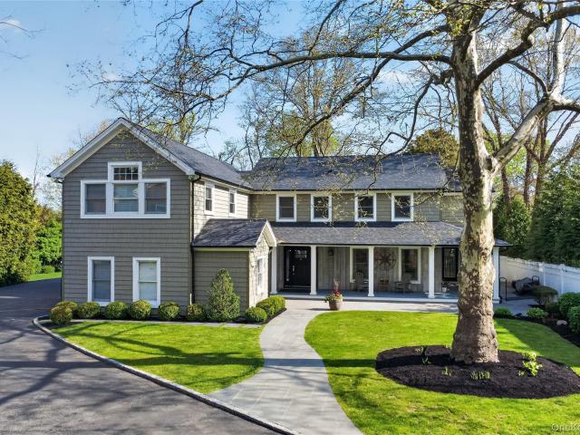 Property for sale in Huntington, New York
