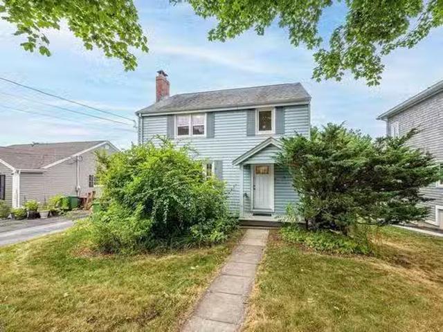 House for sale in Dartmouth, Nova Scotia