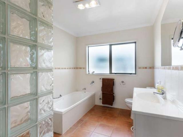 House for sale in Manurewa, Oroua County