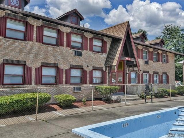 Condo for sale in Rockland, New York