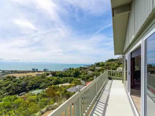 House for sale in Cable Bay, Nelson Bays