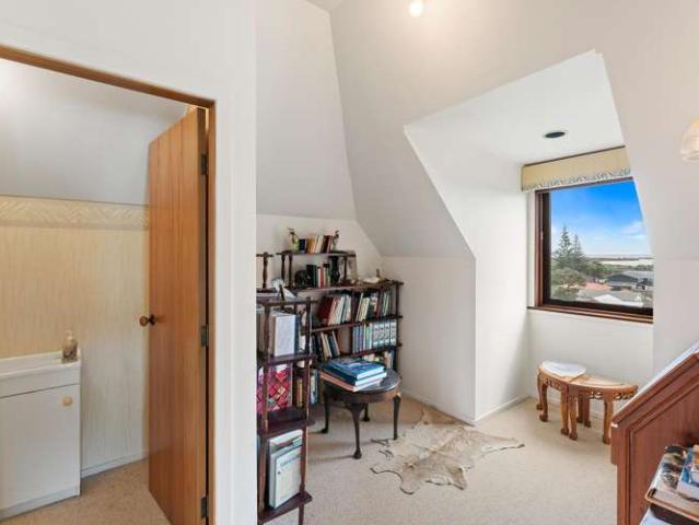 House for sale in Waikanae Beach, Wellington